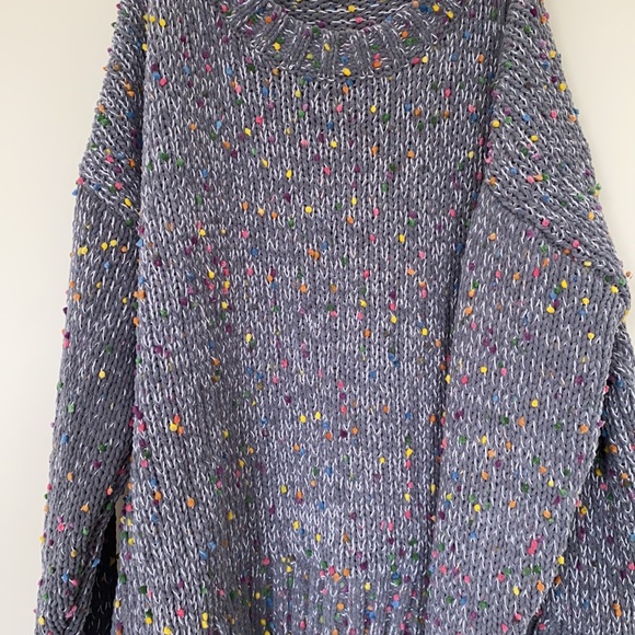 Cute sweater! - Picture 2 of 6